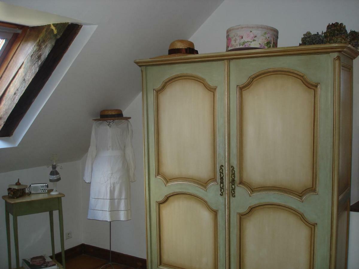 Villa Chez Marraine Sauvat Esterno foto