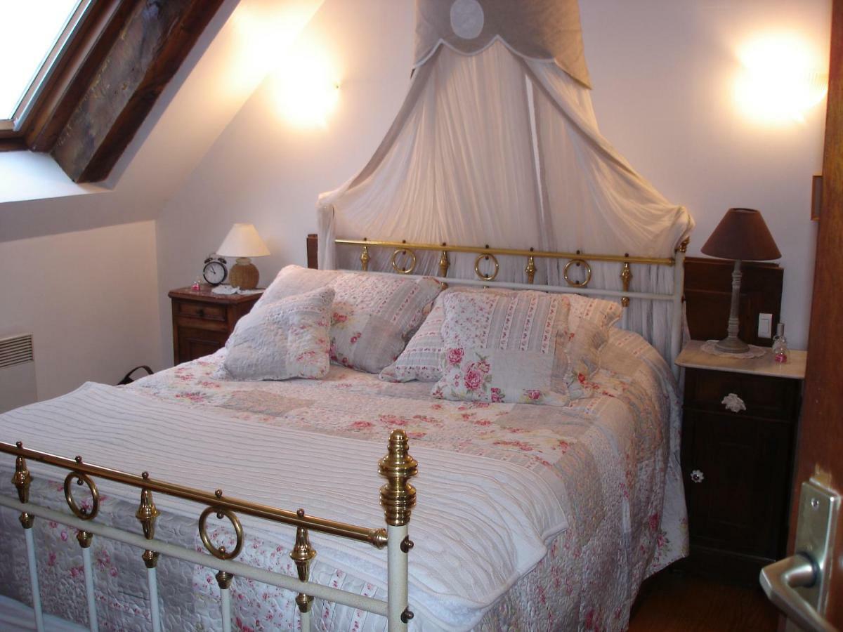 Villa Chez Marraine Sauvat Esterno foto